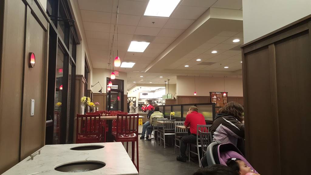 Chick-fil-A | restaurant | 595 Northtown Dr NE, Blaine, MN 55434, USA | 7637864478 OR +1 763-786-4478