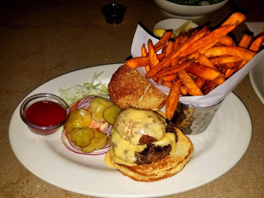 The Cheesecake Factory | restaurant | 2715 Southdale Center, Edina, MN 55435, USA | 9526533333 OR +1 952-653-3333