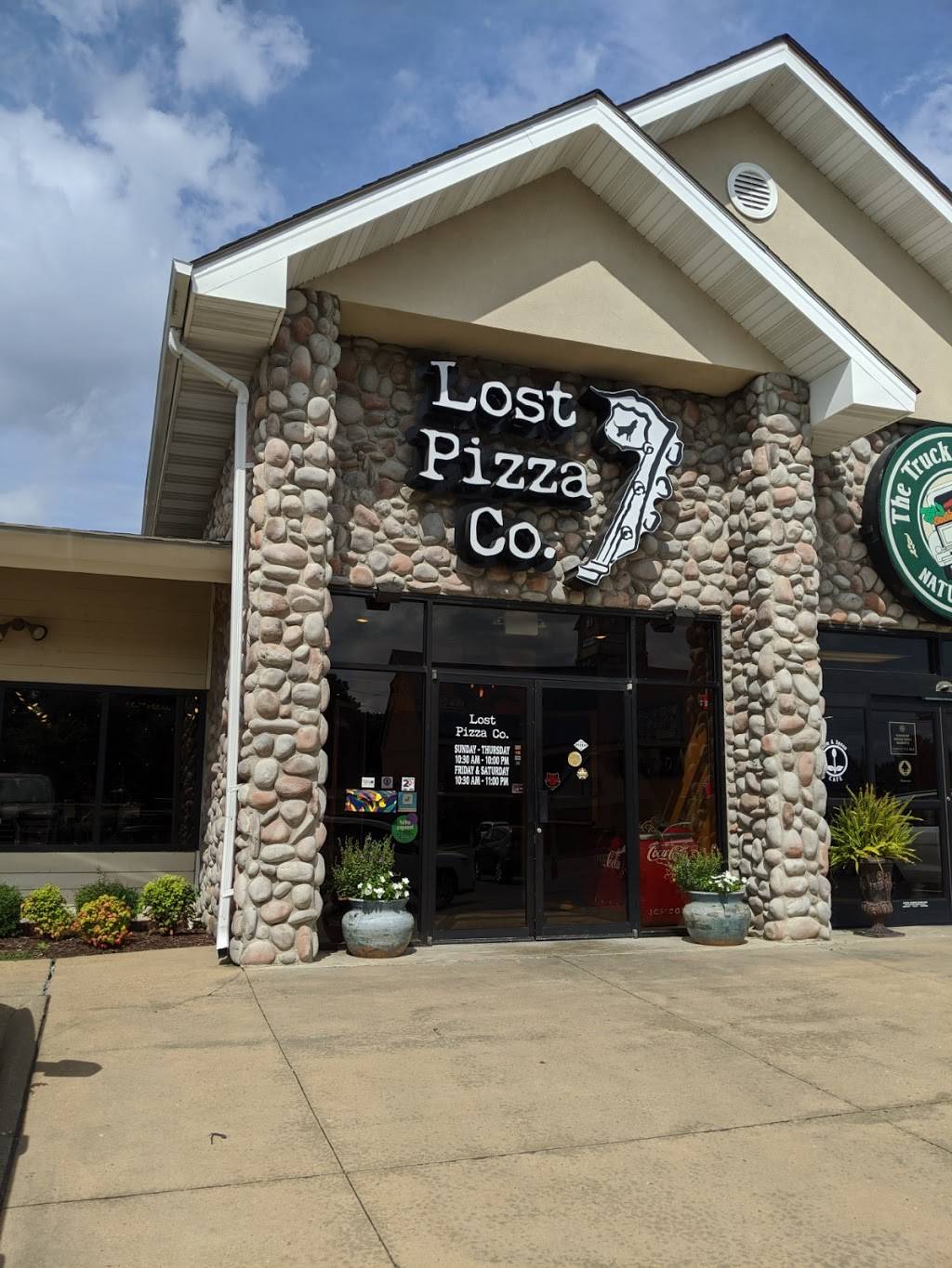 Lost Pizza Co. | restaurant | 906 Southwest Dr, Jonesboro, AR 72401, USA | 8705206227 OR +1 870-520-6227