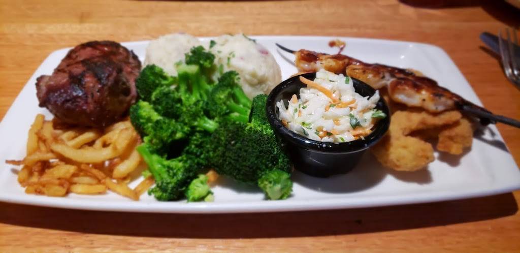 Applebees Grill + Bar | restaurant | Fashion Center Mall, 17 E Ridgewood Ave, Paramus, NJ 07652, USA | 2014478813 OR +1 201-447-8813