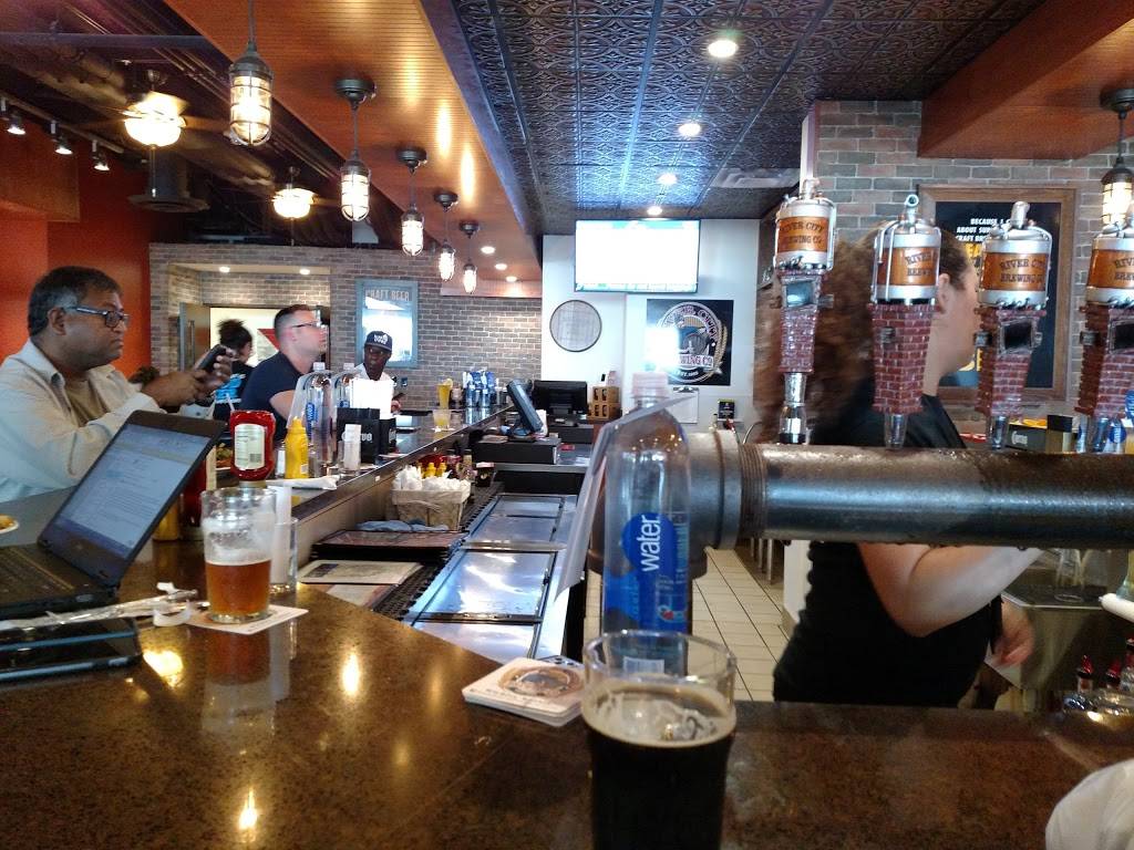 River City Brewing Co. | restaurant | 2280 Eisenhower Airport Pkwy, Wichita, KS 67209, USA | 3169461801 OR +1 316-946-1801