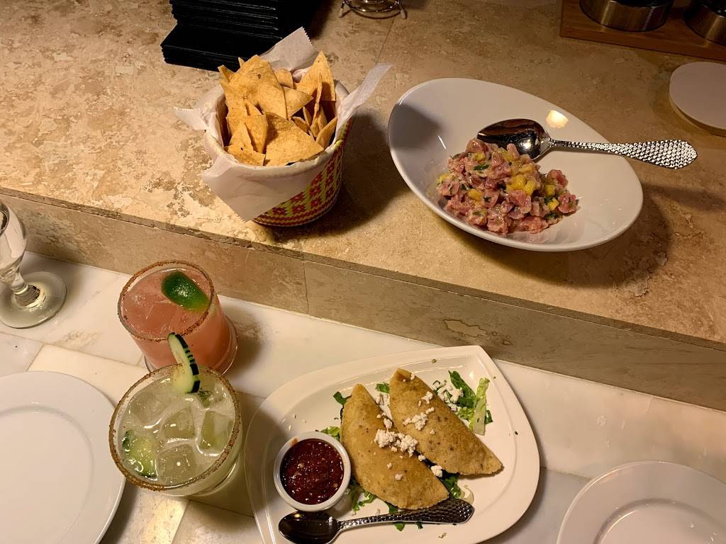 El Naranjo - South Lamar | restaurant | 2717 S Lamar Blvd STE 1085, Austin, TX 78704, USA | 5125205750 OR +1 512-520-5750