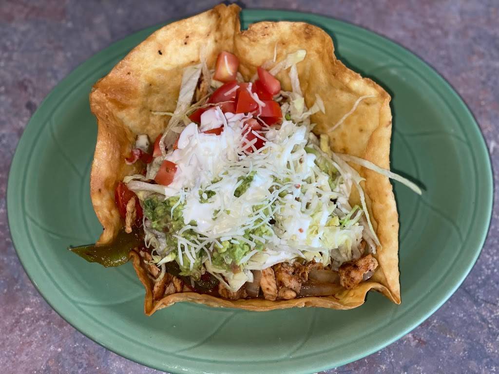 Taqueria Los Compas | restaurant | 125 E Central Ave, Carthage, MO 64836, USA | 4173135040 OR +1 417-313-5040