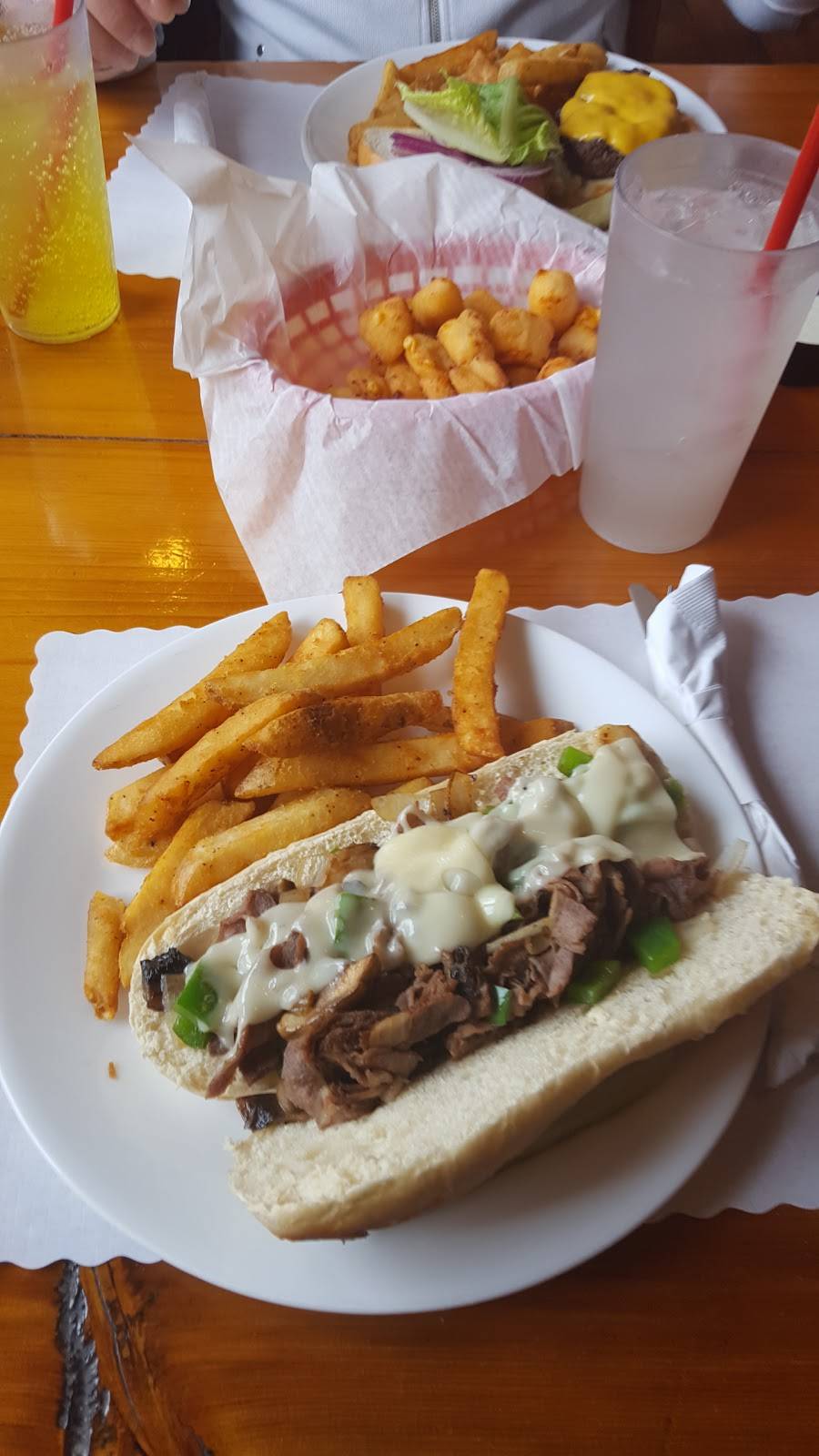 The Koyen Collection: K.K. Fiske Restaurant, Granary Saloon & Co | restaurant | 1177 Main Rd, Washington, WI 54246, USA | 9208472121 OR +1 920-847-2121