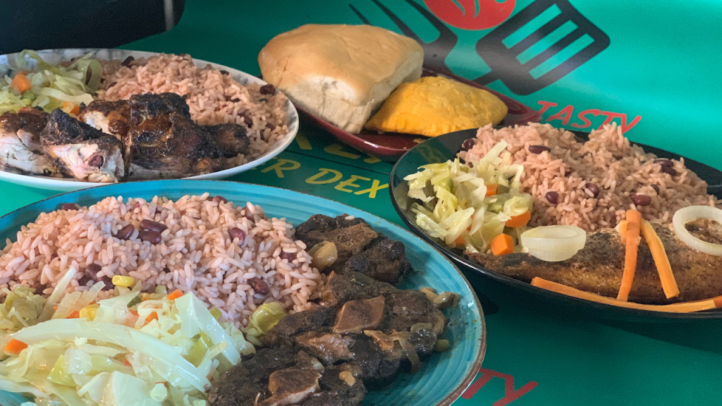 Grill Master Dex Jerk Spot | restaurant | 4700 Park Ave, Bridgeport, CT 06606, USA | 4757317594 OR +1 475-731-7594