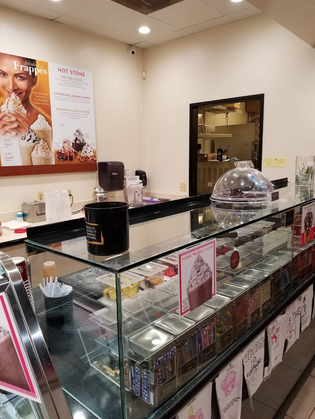 Cold Stone Creamery | bakery | 1741 Haggerty Hwy, Commerce Charter Twp, MI 48390, USA | 2489265767 OR +1 248-926-5767