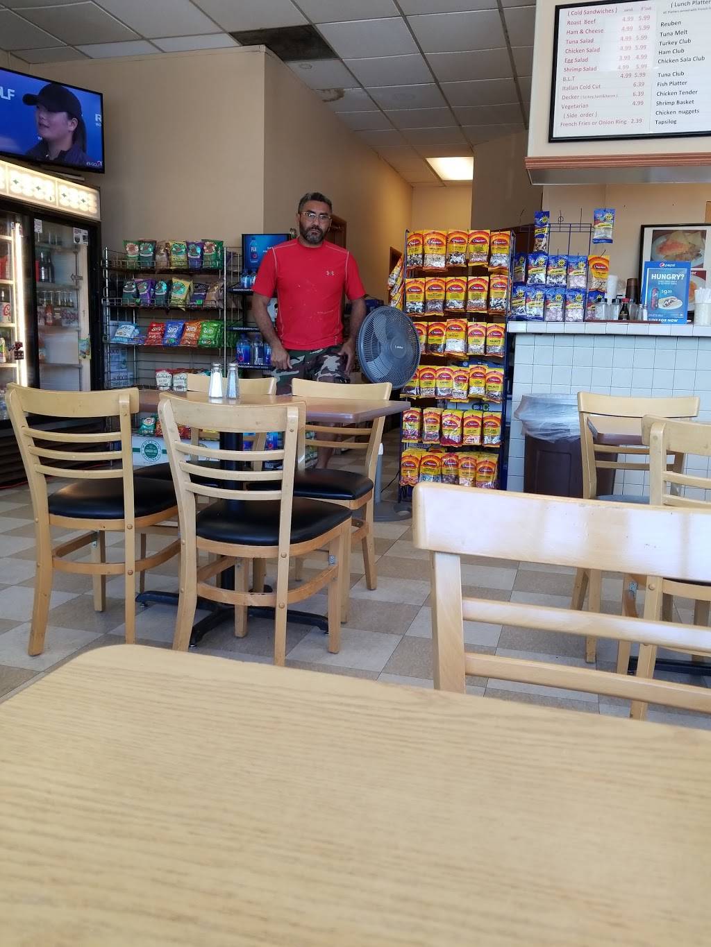 Dillys Restaurant | restaurant | 7708 Backlick Rd # D, Springfield, VA 22150, USA | 7036442220 OR +1 703-644-2220