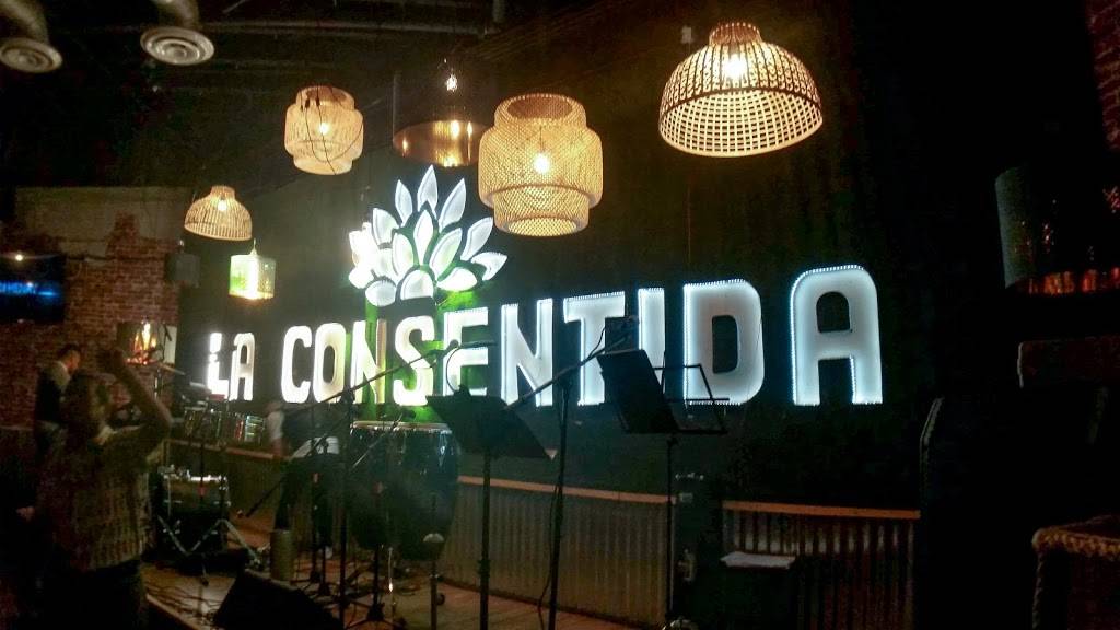 La Consentida Eat & Drink | restaurant | 2647 W Glendale Ave, Phoenix, AZ 85051, USA | 6026750789 OR +1 602-675-0789