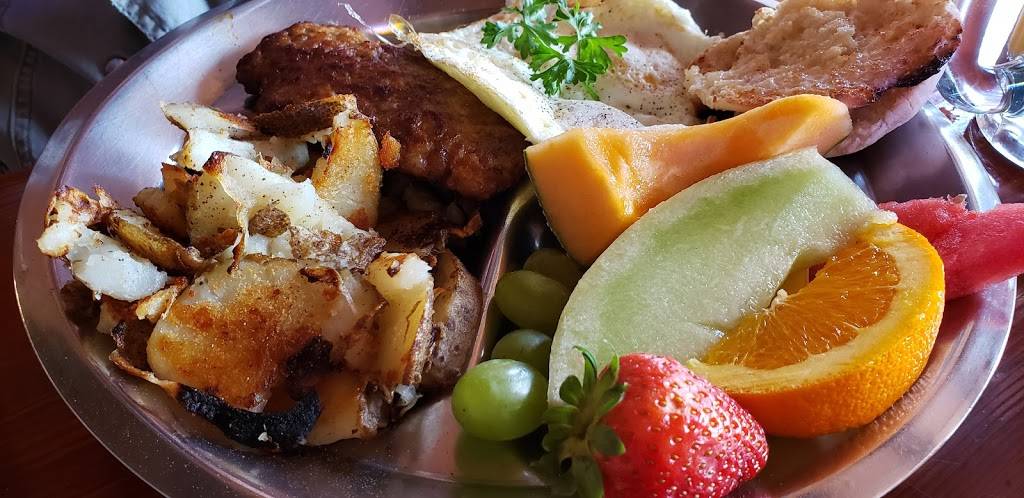 Lookout Roadhouse | restaurant | 32107 Ortega Hwy, Lake Elsinore, CA 92530, USA | 9516789010 OR +1 951-678-9010