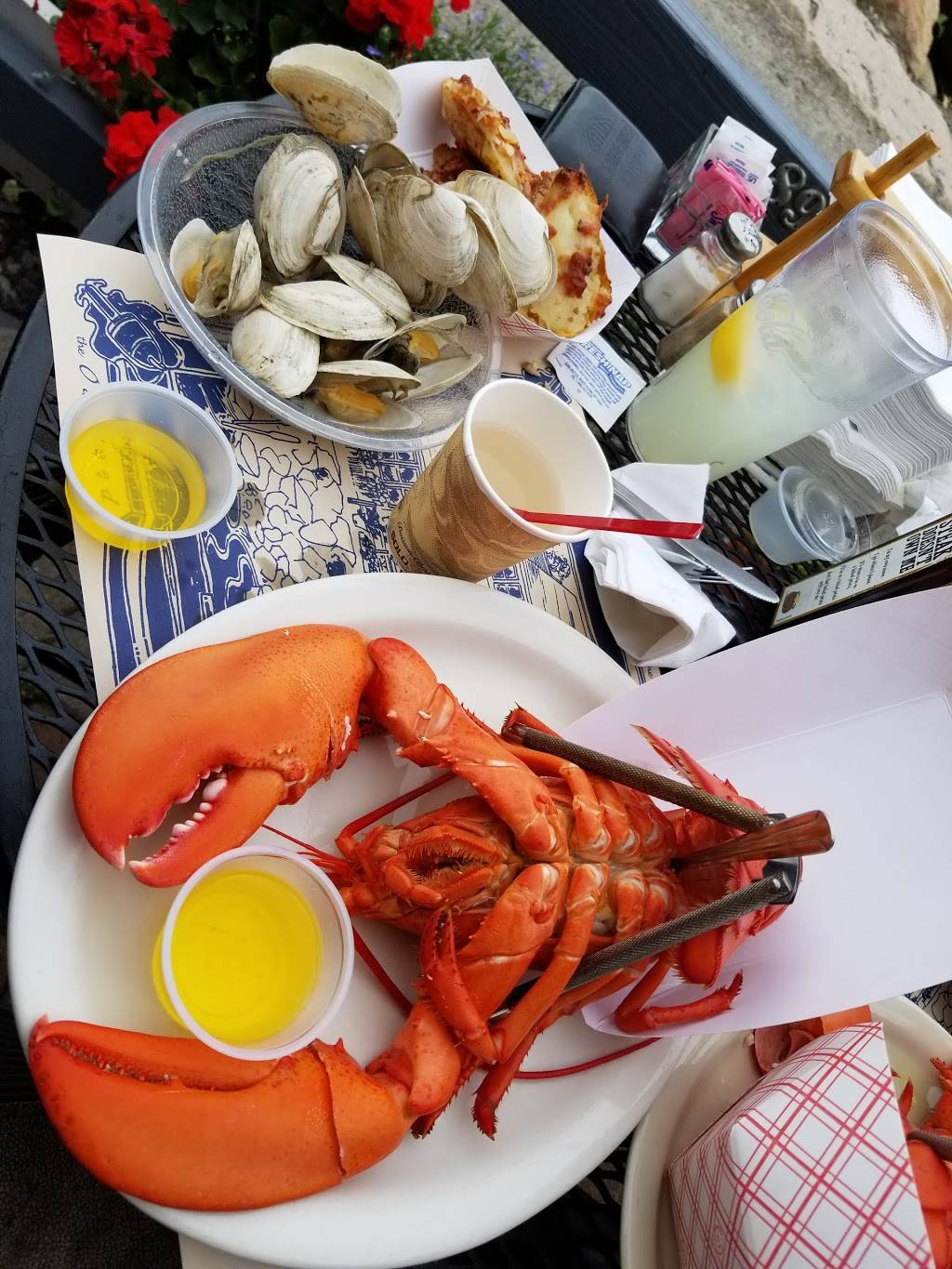 Oarweed Restaurant | restaurant | 65 Perkins Cove Rd, Ogunquit, ME 03907, USA | 2076464022 OR +1 207-646-4022