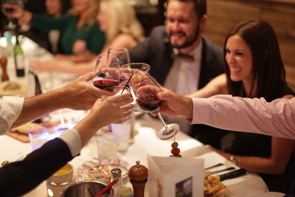 Malones Prime Events & Receptions | restaurant | 3373 Tates Creek Rd, Lexington, KY 40502, USA | 8599772602 OR +1 859-977-2602