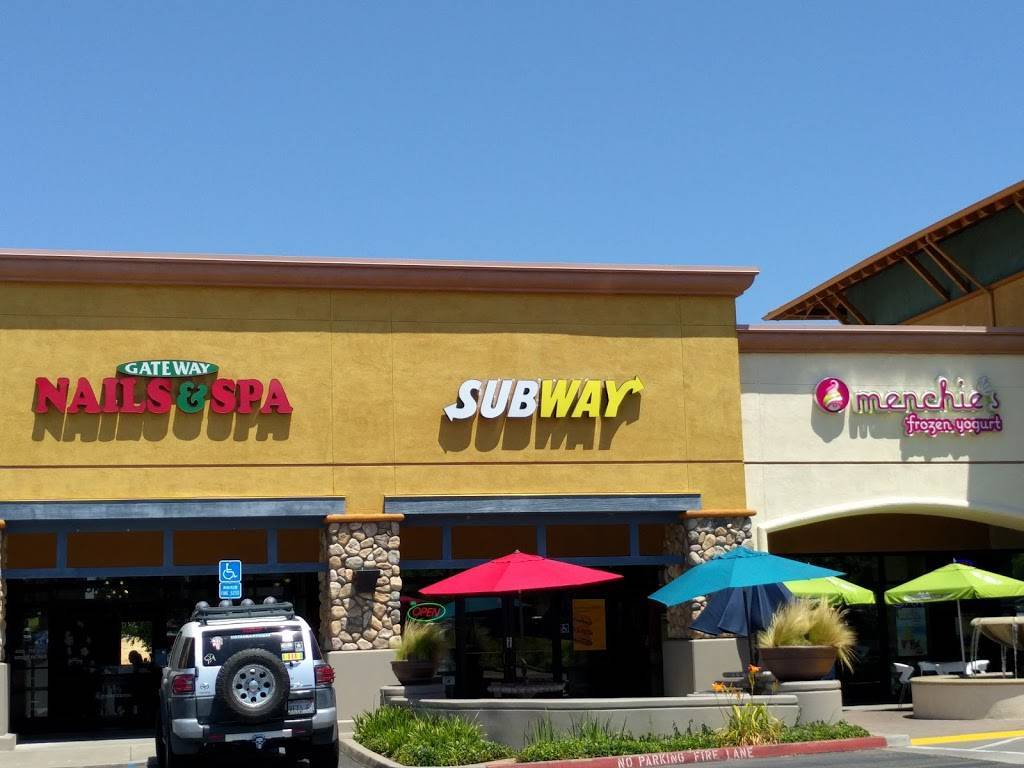 Subway | restaurant | Iron Point Rd Suite 130, Folsom, CA 95630, USA | 9169847733 OR +1 916-984-7733