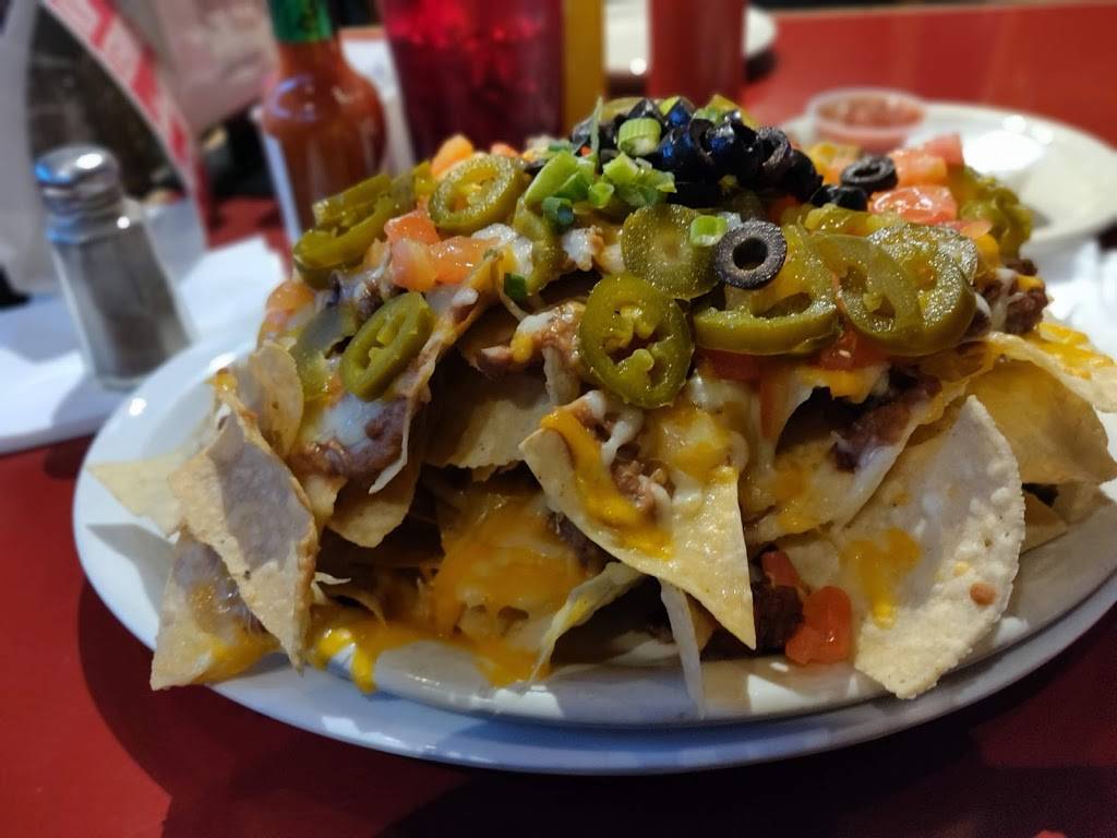 Bostons Bar & Grille | restaurant | 1730 E Elliot Rd, Tempe, AZ 85284, USA | 4808310822 OR +1 480-831-0822