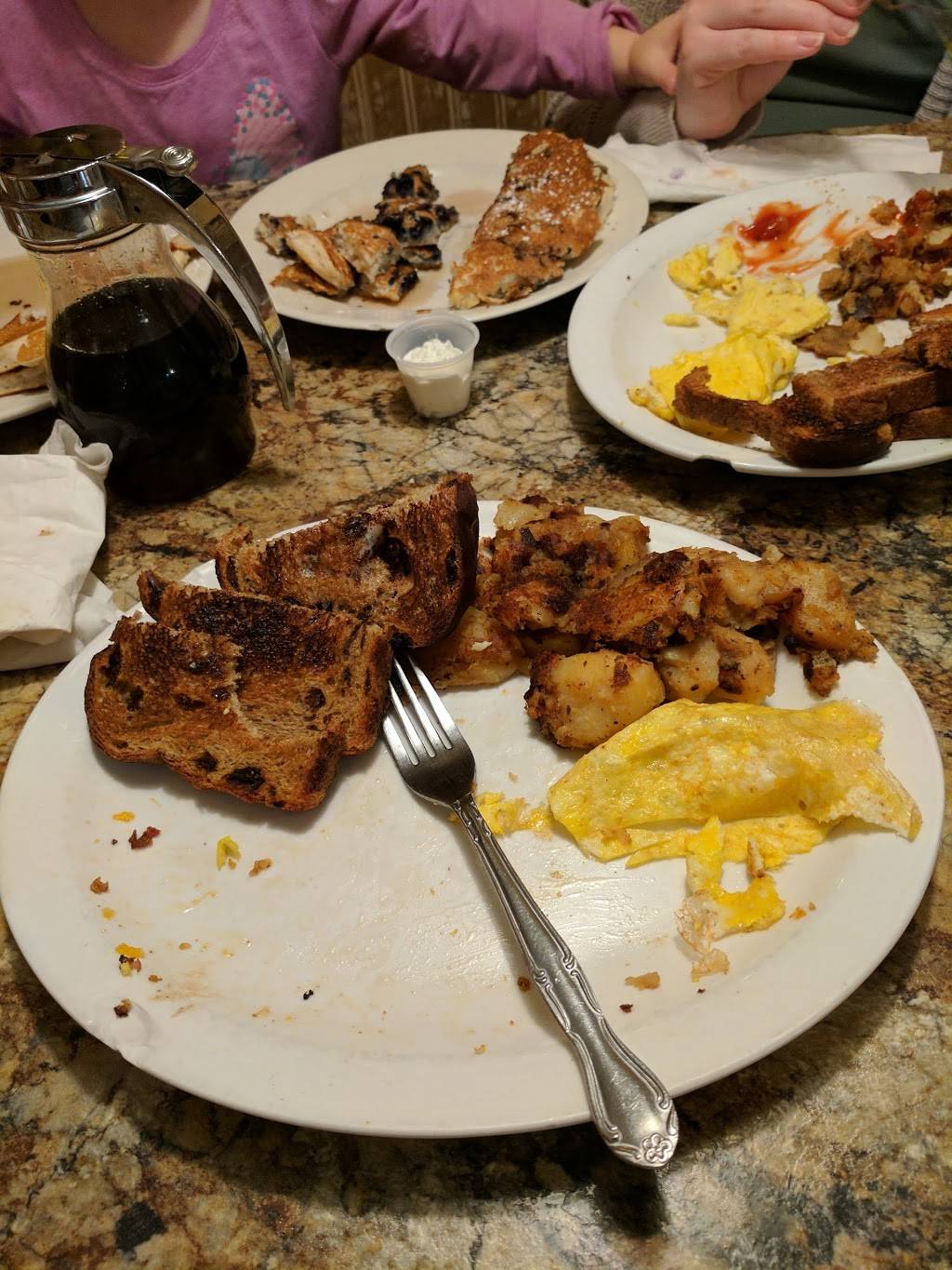 Copperline Eatery | restaurant | 409 Broadway St, Chicopee, MA 01020, USA | 4135948332 OR +1 413-594-8332