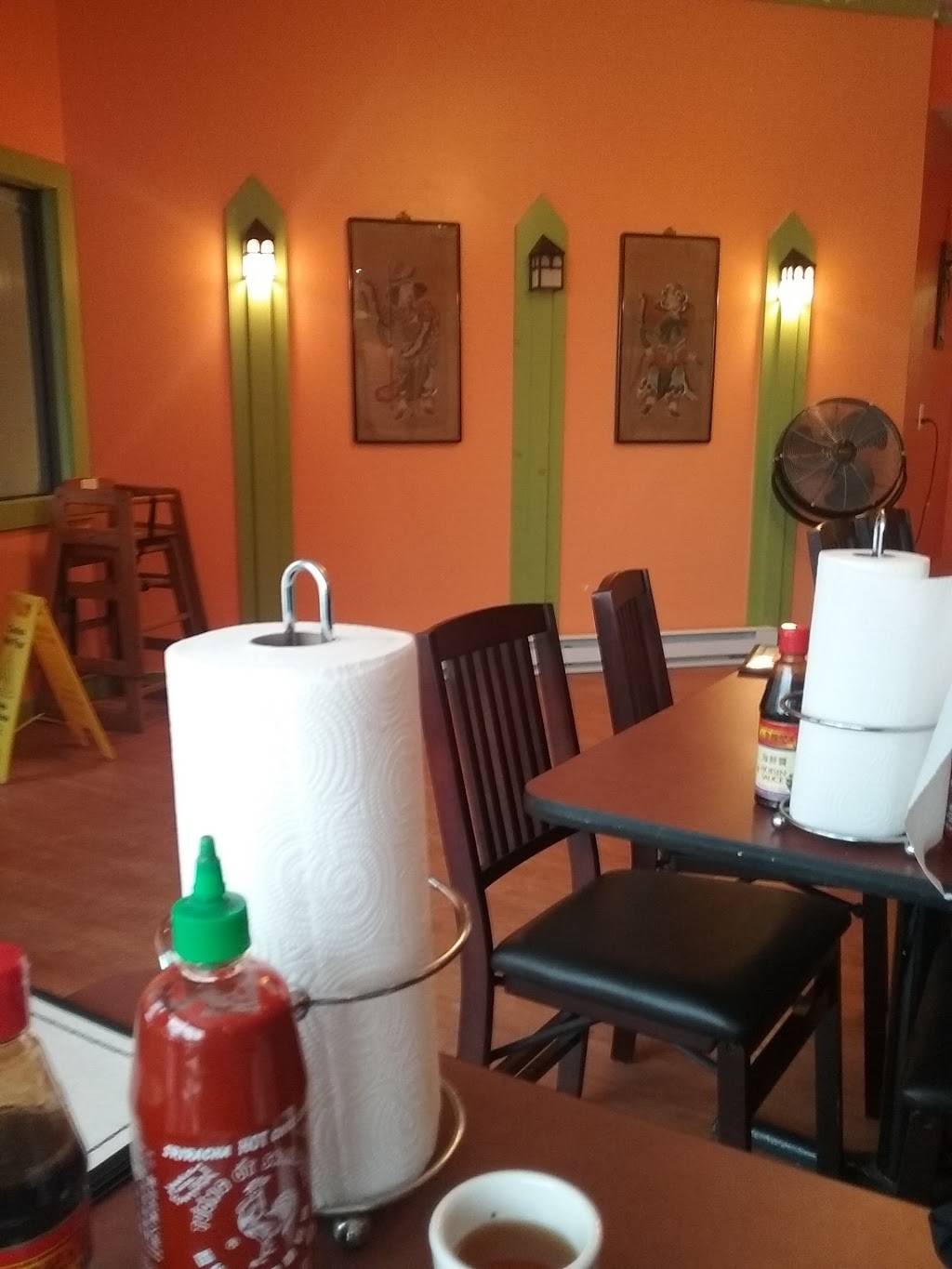 Pho Real | restaurant | 7 Grove St, Putnam, CT 06260, USA | 8609632288 OR +1 860-963-2288