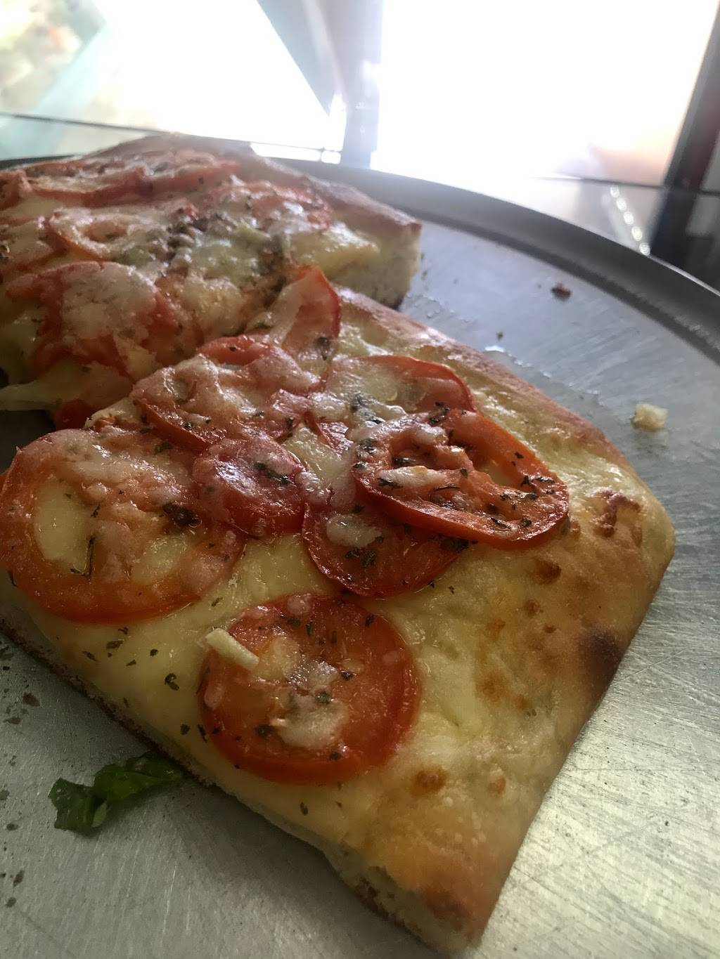 La Pizzeria del Sabor | restaurant | 3014, 49 Palisade Ave, Yonkers, NY 10701, USA | 9142076295 OR +1 914-207-6295