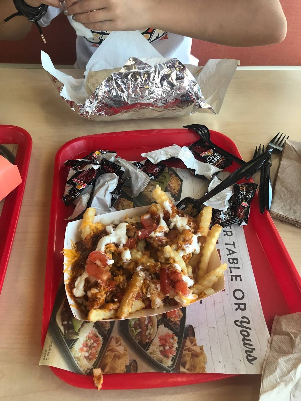 Del Taco | meal takeaway | 848 New Los Angeles Ave, Moorpark, CA 93021, USA | 8055520654 OR +1 805-552-0654