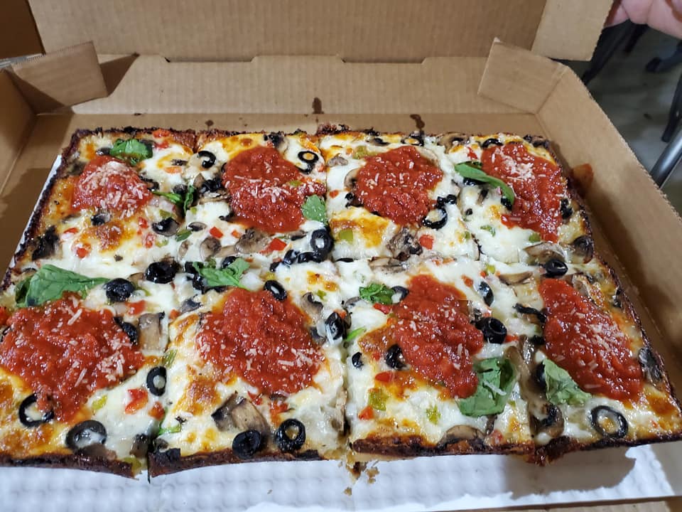 Raras Pizza & Wings | restaurant | 11419 W Palmetto Park Rd STE D, Boca Raton, FL 33428, USA | 5619458984 OR +1 561-945-8984