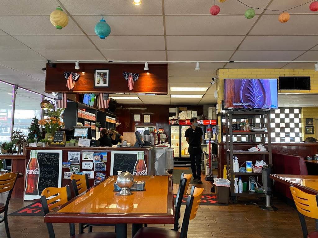 Kozy Kitchen | restaurant | 3346 Sherwood Way, San Angelo, TX 76901, USA | 3259444428 OR +1 325-944-4428