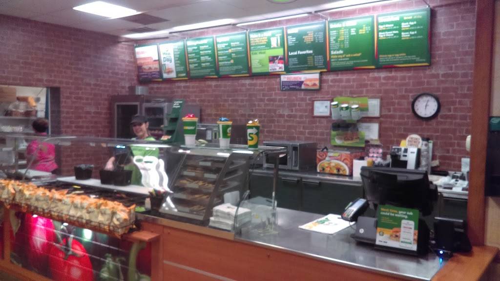 Subway | restaurant | 1400 N Piedmont Ave, Rockmart, GA 30153, USA | 7706841129 OR +1 770-684-1129