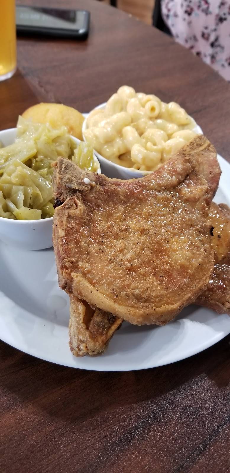 Eva Maes Kitchen | restaurant | 313 N Main St, Elgin, TX 78621, USA | 5122856553 OR +1 512-285-6553