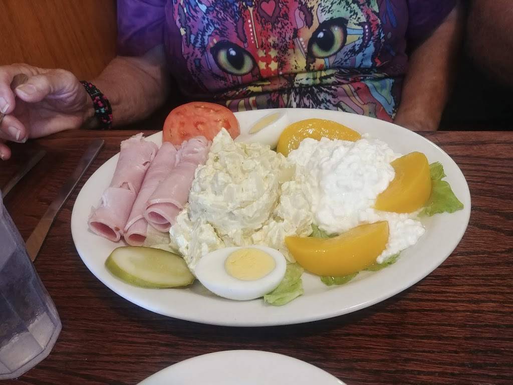 Kirkland Family Restaurant | restaurant | 507 Main St, Kirkland, IL 60146, USA | 8155223531 OR +1 815-522-3531