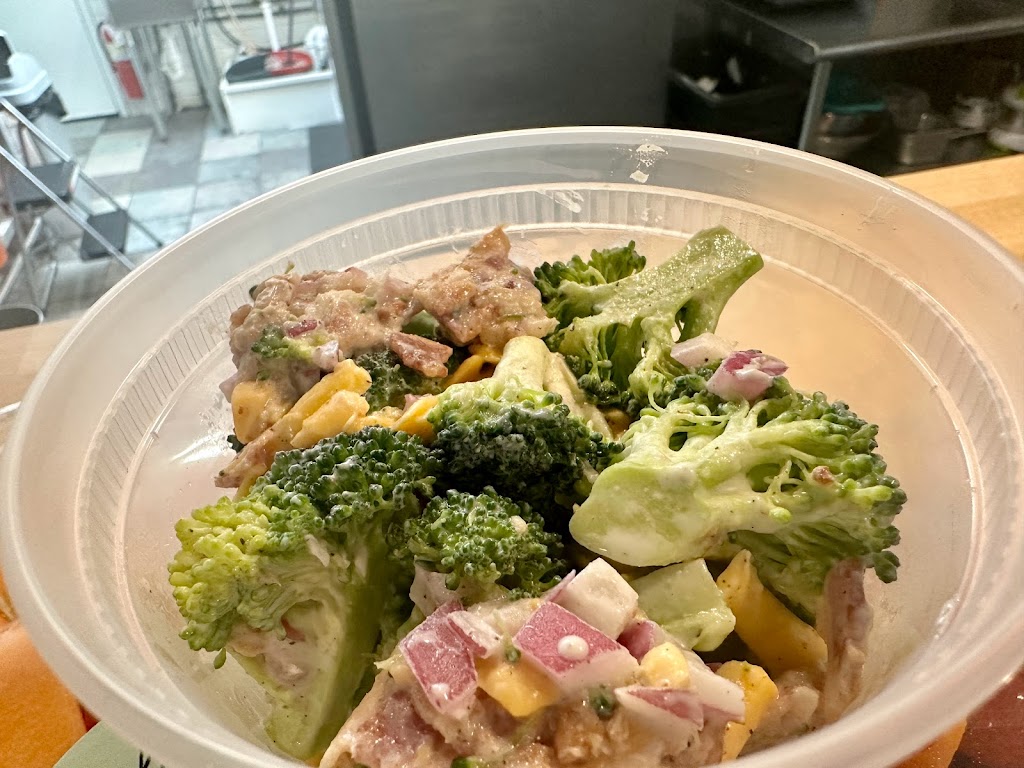 Lydias Grab & Go Bistro | restaurant | 33 Baltimore Ave Suite A, Rehoboth Beach, DE 19971, USA | 3025672971 OR +1 302-567-2971