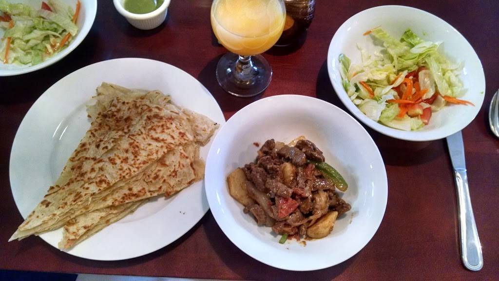 Mena Cafe & Restaurant | restaurant | 2011 Lawrence Ave W, York, ON M9N 1H4, Canada | 4162495784 OR +1 416-249-5784