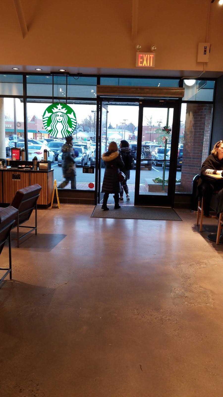 Starbucks | cafe | 23-88 Bell Blvd, Bayside, NY 11360, USA | 7183520590 OR +1 718-352-0590