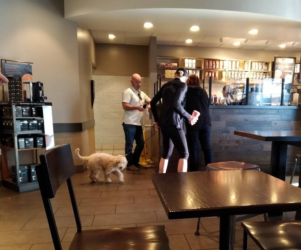 Starbucks | cafe | 3202 Governor Dr #110, San Diego, CA 92122, USA | 8584040704 OR +1 858-404-0704