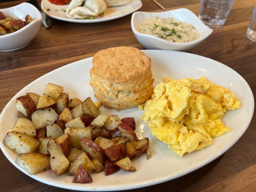 The Buttered Biscuit - Fayetteville | restaurant | 1754 N College Ave, Fayetteville, AR 72703, USA | 4793800833 OR +1 479-380-0833
