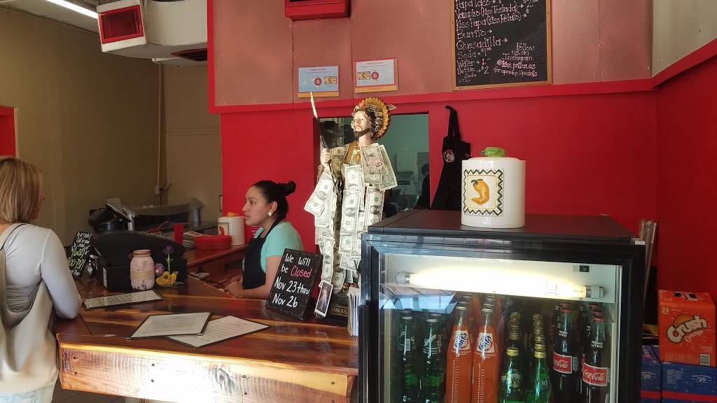 Kiss Pollos Estilo Sinaloa | restaurant | 306 W Yavapai St, Phoenix, AZ 85003, USA | 6029007371 OR +1 602-900-7371