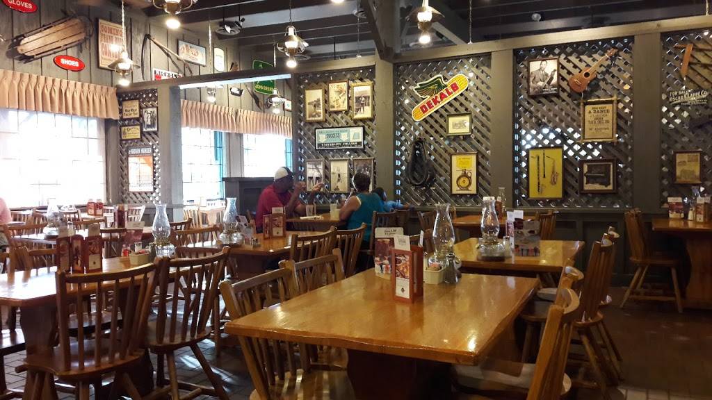 Cracker Barrel Old Country Store | restaurant | 3316 Daniels Rd, Winter Garden, FL 34787, USA | 4076542405 OR +1 407-654-2405