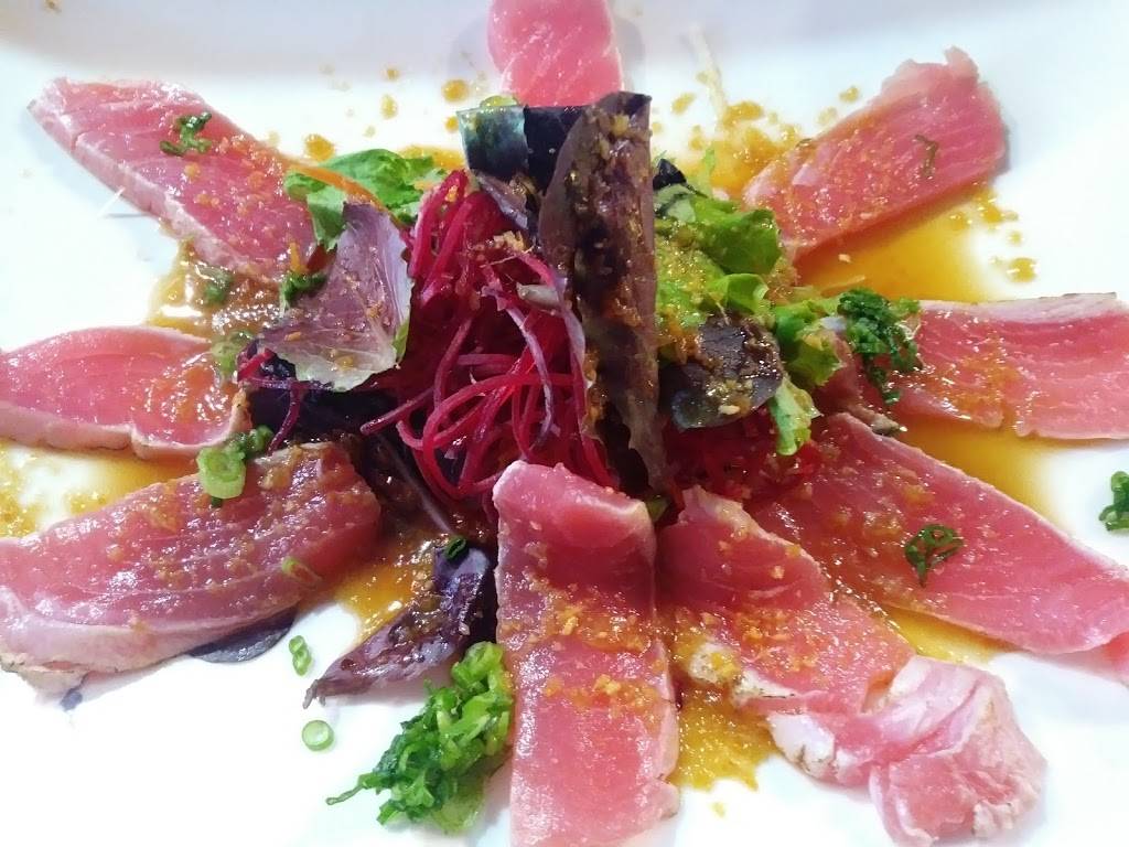 Tsunami Sushi & Hibachi | restaurant | 114 N Tennessee Ave #101, Lakeland, FL 33801, USA | 8639402112 OR +1 863-940-2112