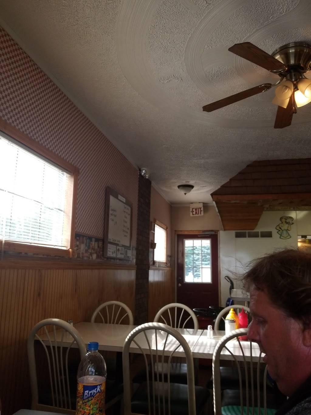 Olde 30 Inn | restaurant | 14 Main St, Hayesville, OH 44838, USA | 4193688414 OR +1 419-368-8414