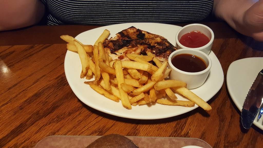 Outback Steakhouse | restaurant | 4287 W College Ave, Grand Chute, WI 54914, USA | 9207304329 OR +1 920-730-4329