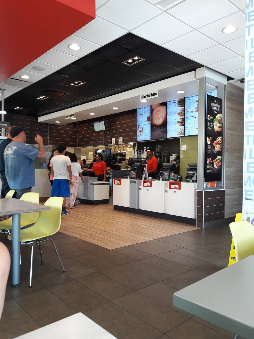 McDonalds | cafe | 13690 Biscayne Dr, Homestead, FL 33033, USA | 3052472704 OR +1 305-247-2704