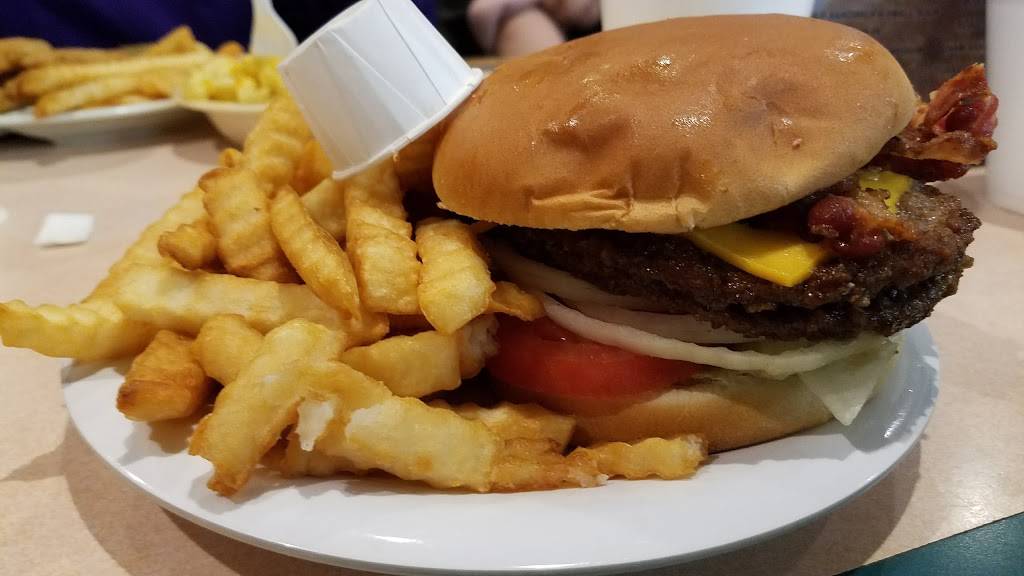 Clock Restaurant | restaurant | 603 W Poinsett St, Greer, SC 29650, USA | 8648775768 OR +1 864-877-5768