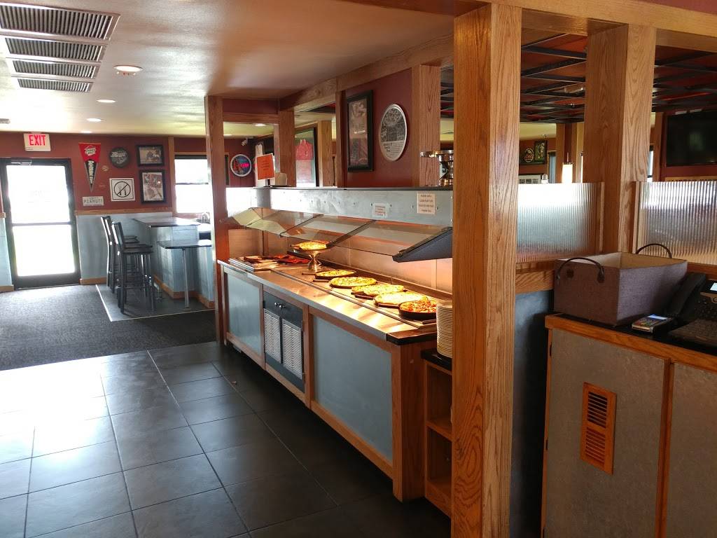 Pizza Hut | meal takeaway | 129 Southeast Blvd, Clinton, NC 28328, USA | 9105921542 OR +1 910-592-1542