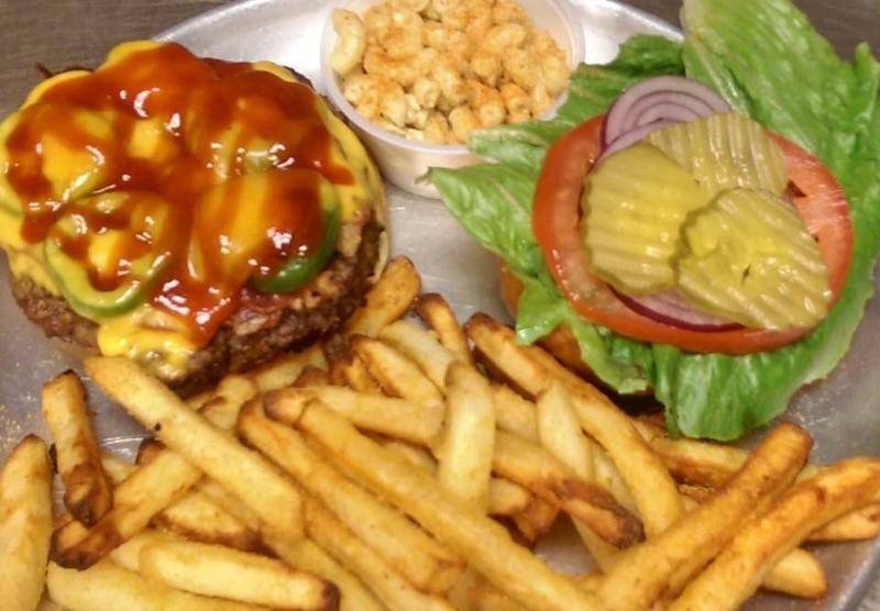 Conahs Bar and Grille, Inc | restaurant | 84 E Main St, Westminster, MD 21157, USA | 4438213267 OR +1 443-821-3267