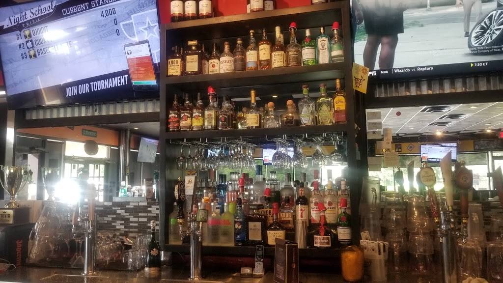 Dicks Wings And Grill Mandarin | restaurant | 10550 Old St Augustine Rd, Jacksonville, FL 32257, USA | 9048807087 OR +1 904-880-7087