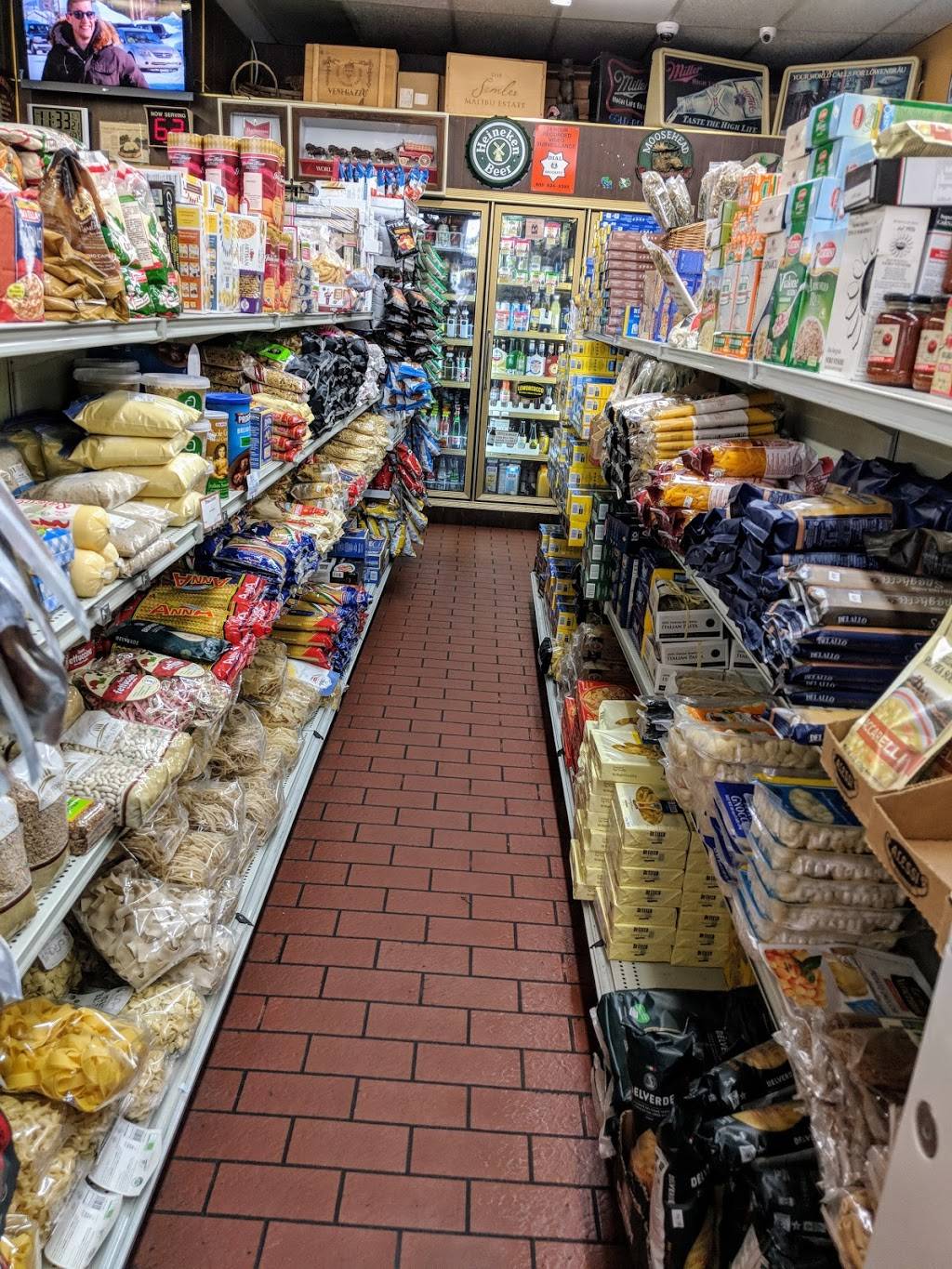 Italia Deli & Bakery | meal takeaway | 5657 Kanan Rd, Agoura Hills, CA 91301, USA | 8189914838 OR +1 818-991-4838