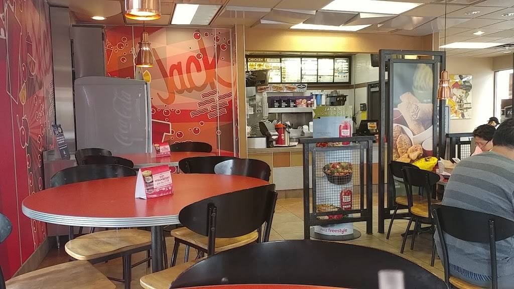 Jack in the Box | restaurant | 18299 Pioneer Blvd, Artesia, CA 90701, USA | 5628606657 OR +1 562-860-6657