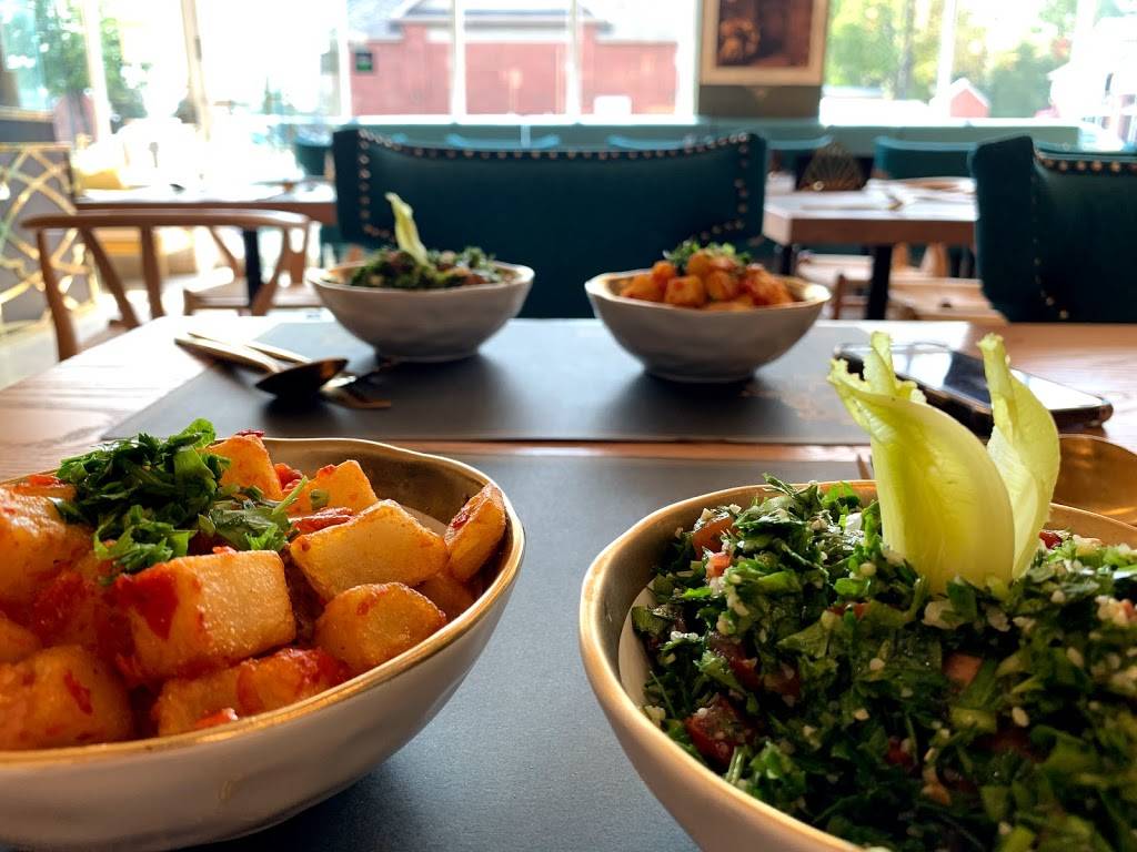 Nafisa Cuisine | restaurant | 117 Queen St S Unit 4, Mississauga, ON L5M 6B5, Canada | 9059976666 OR +1 905-997-6666