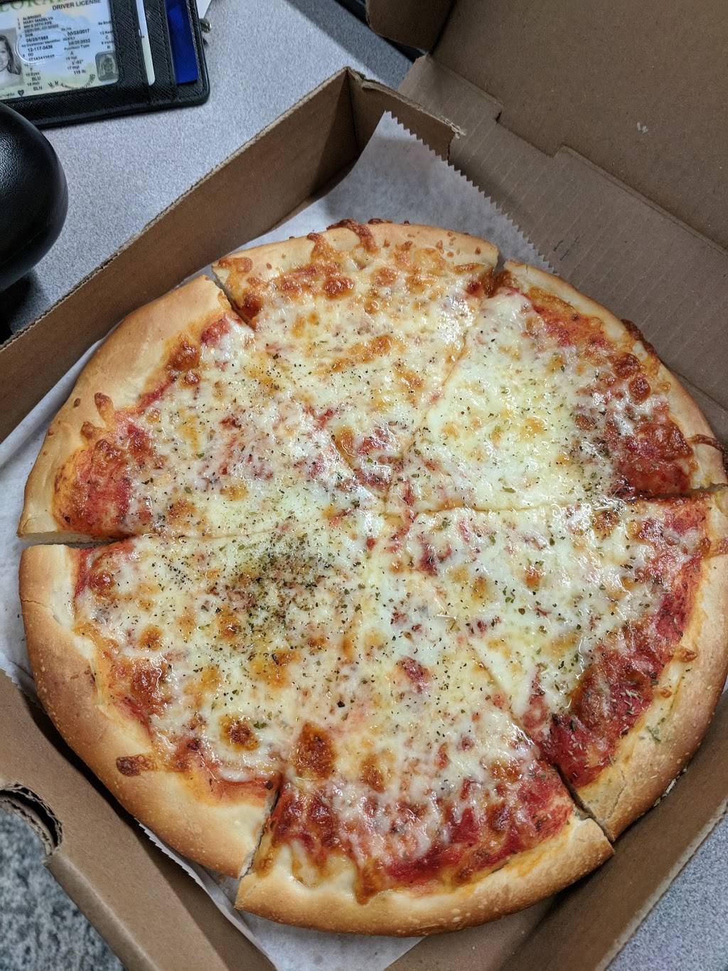 Newton Corner House of Pizza | restaurant | 127 Galen St, Watertown, MA 02472, USA | 6175274220 OR +1 617-527-4220