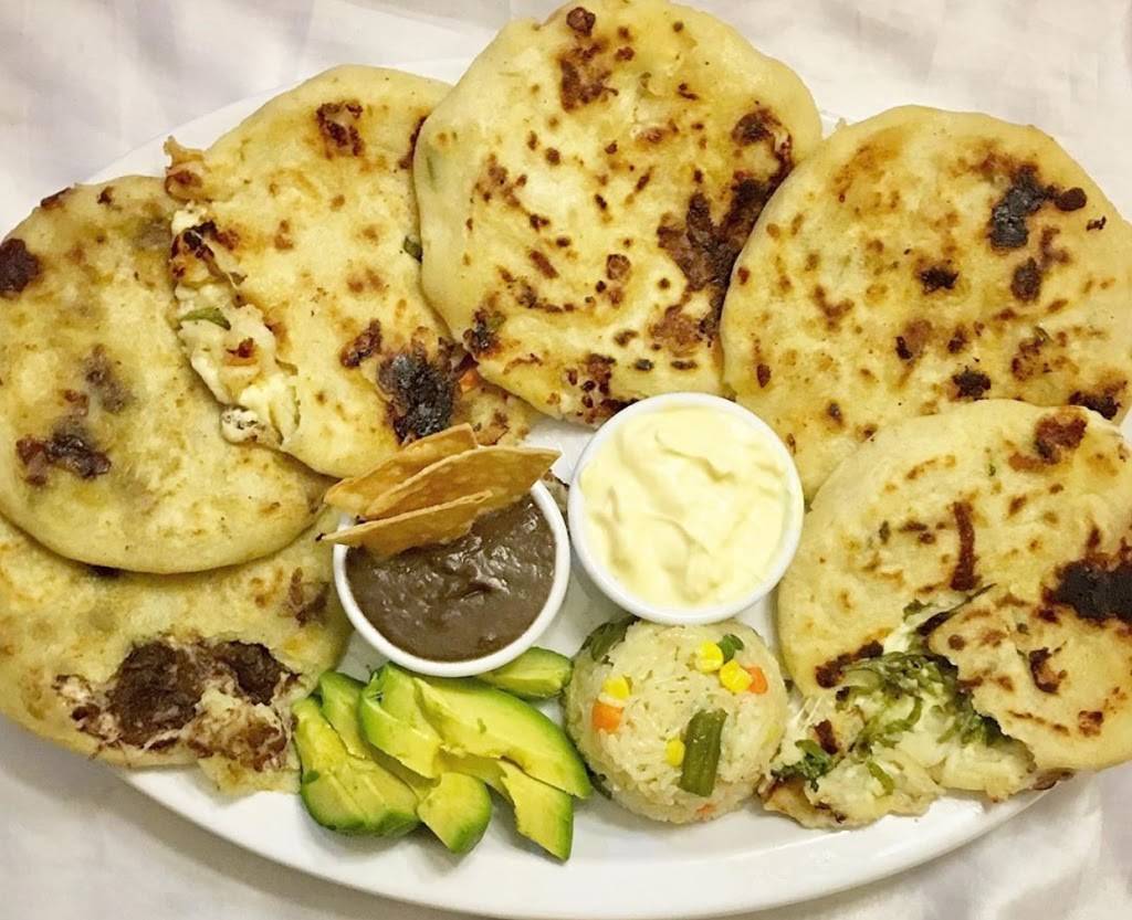 Reinas De Las Pupusas Restaurant | restaurant | 2308 W Northern Ave, Phoenix, AZ 85021, USA | 6026124347 OR +1 602-612-4347