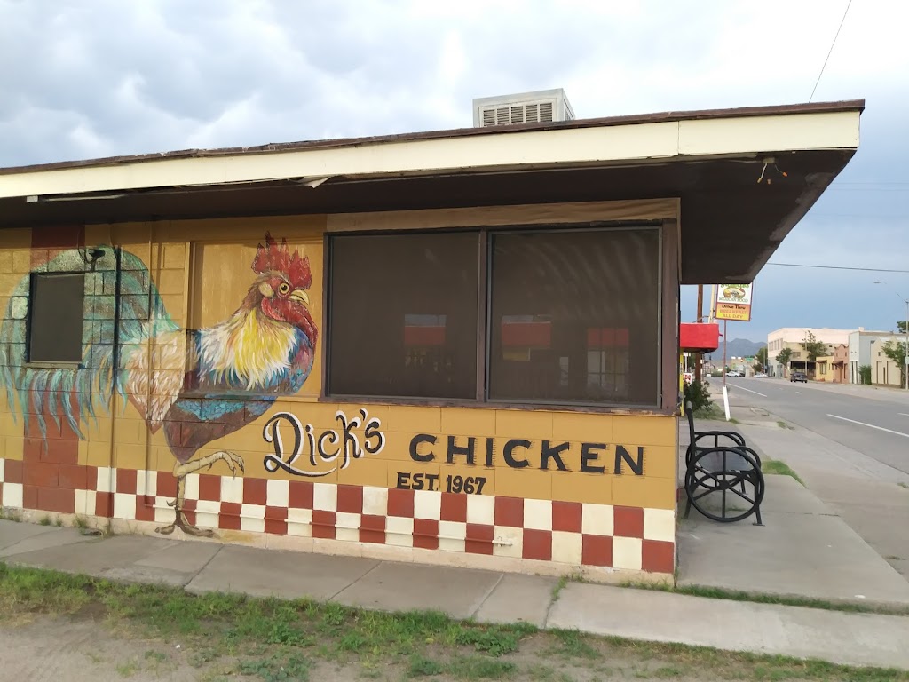 Dicks Broasted Chicken | restaurant | 708 Live Oak St, Miami, AZ 85539, USA | 9284732661 OR +1 928-473-2661