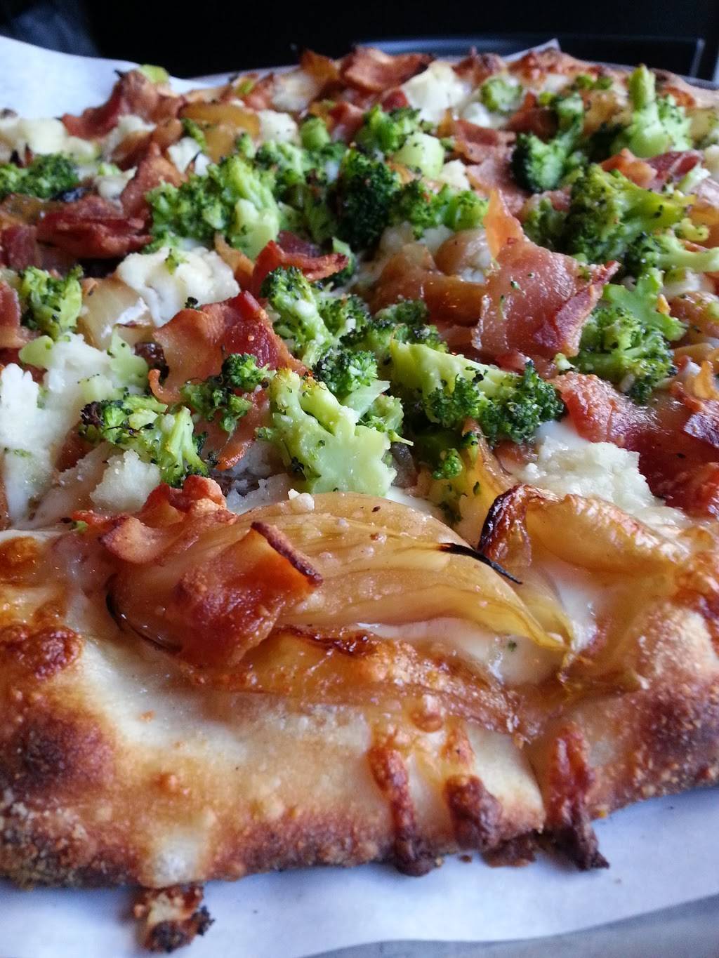 Cafe Amici | restaurant | 1670 Whitney Ave, Hamden, CT 06517, USA | 2038481682 OR +1 203-848-1682