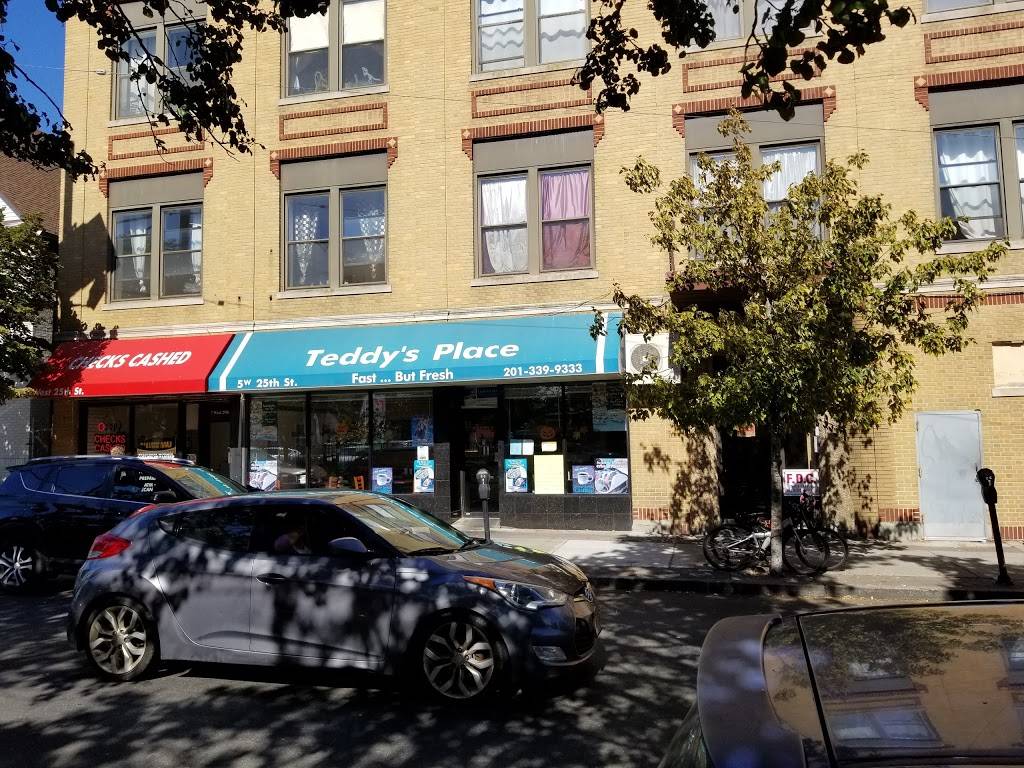 Teddy’s Place | restaurant | 5 W 25th St, Bayonne, NJ 07002, USA | 2013397819 OR +1 201-339-7819