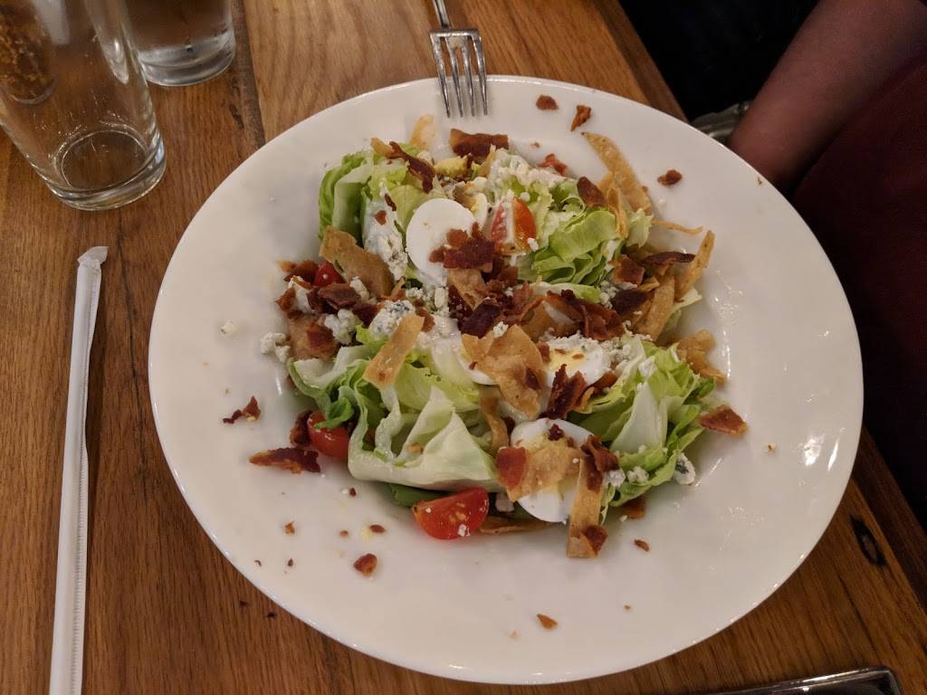 Trails Edge Brewing Company | restaurant | 20 Kansas St, Frankfort, IL 60423, USA | 8152772502 OR +1 815-277-2502